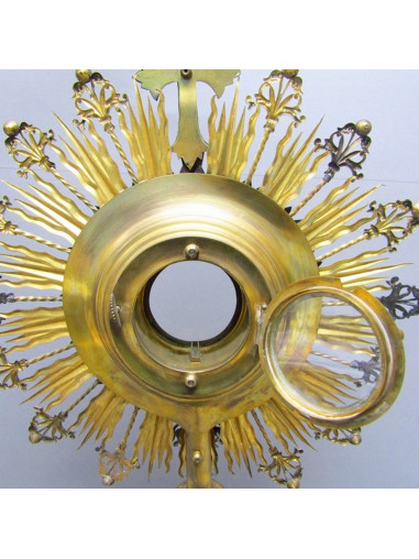 Custodia de metal dorado y plata. España. Principios siglo XX.